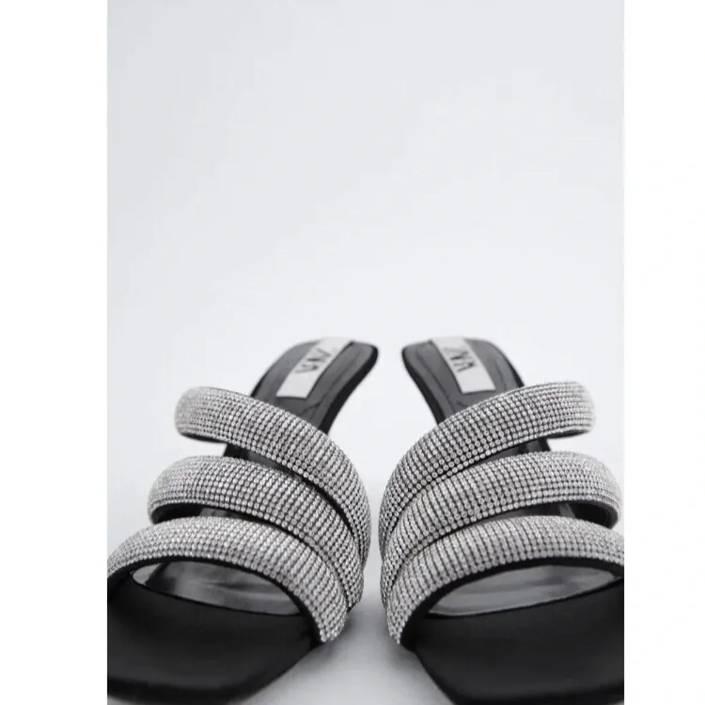 NWT ZARA Sparkly Strap Heeled Sandals Gorgeous Elegant Size 6.5​​​ - Picture 3 of 6